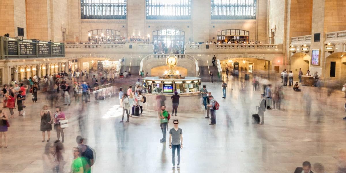 How many calories should I eat daily?